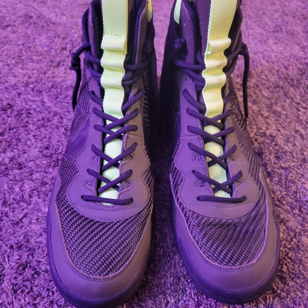 Men's RARE Converse Size 12 like new worm twice multi green's and black hi tops